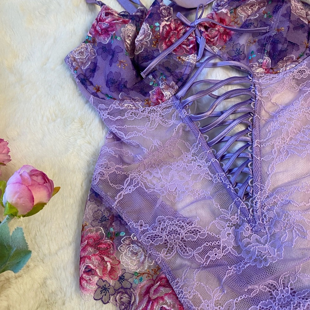 Victoria’s Secret Lace floral Lingerie Set